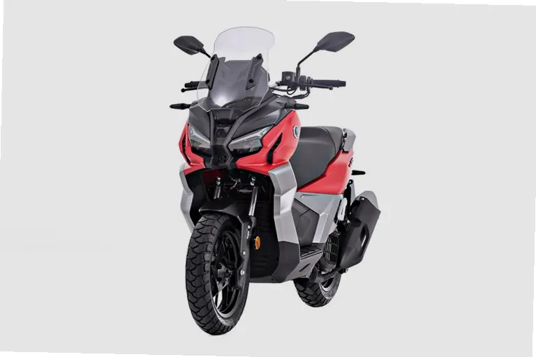 Equipa tu VOGE SR1 ADV 125 al Máximo: Accesorios Esenciales para Potenciar tu Aventura