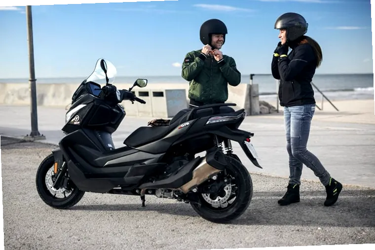 Los Mejores Neumáticos para Tu VOGE SR4 Max T: Agarre, Durabilidad y Comportamiento en Carretera