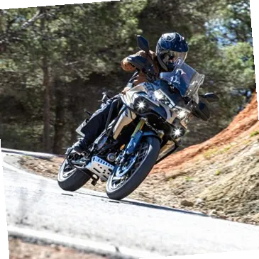 Voge 625DSX vs. Benelli TRK 502 X: Duelo en el segmento trail de media cilindrada